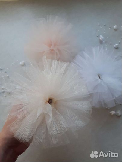 Банты белые на 1 сентября