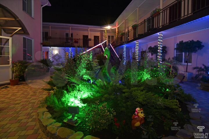 Комната 20 м² в > 9-к., 1/2 эт.