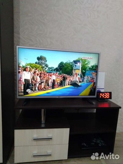 Тумба под телевизор