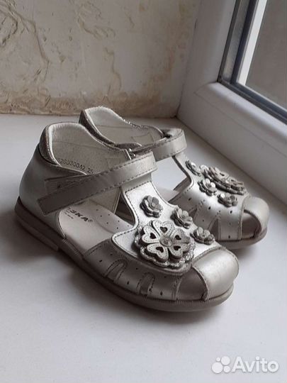 Босоножки детские