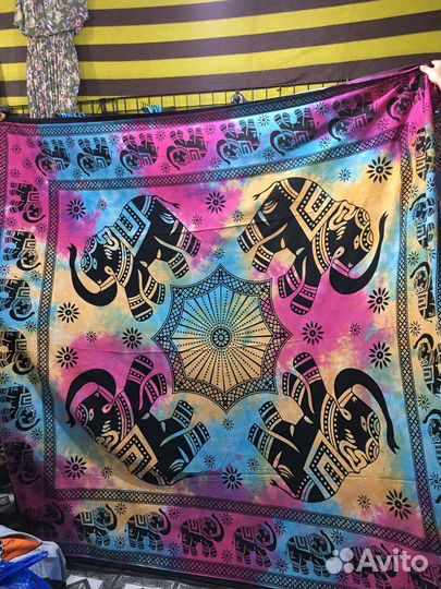 Текстильная мандала из Индии