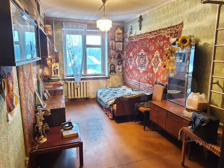 Доля в 3-к. квартире, 58,4 м², 2/5 эт.