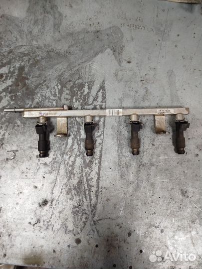 Рампа с форсунками geely emgrand ec7. 1.5
