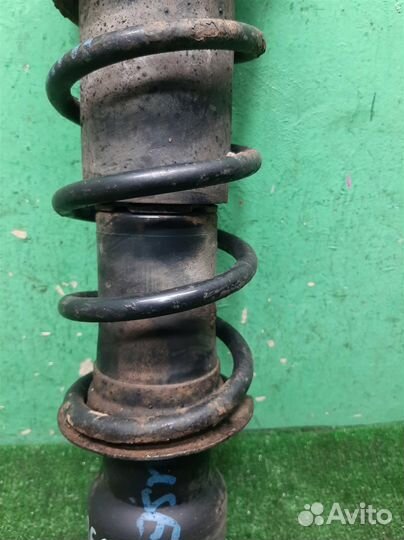 Стойка амортизатора задняя Subaru Legacy/ Outback