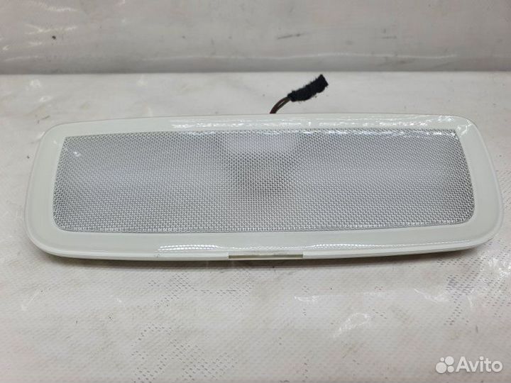 Плафон освещения салона задний Mercedes-Benz E