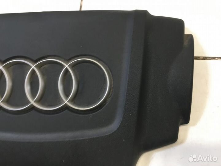 Накладка декоративная Audi A6 C7 4G5