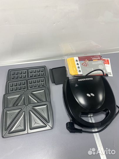 Вафельница redmond. Не греет