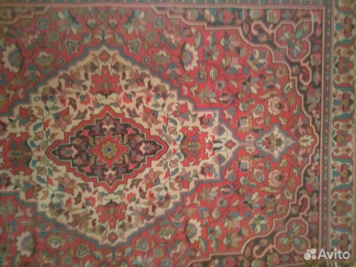 Ковер шерстяной