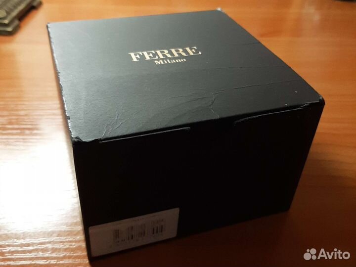 Золотые часы женские швейцарские