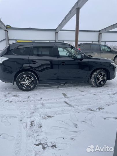 Mitsubishi Outlander 2.4 CVT, 2012, 177 030 км