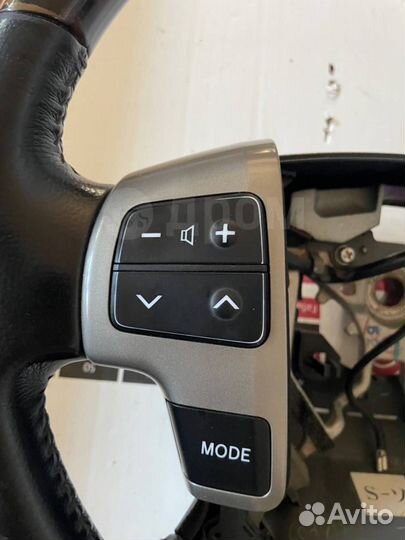 Рулевое колесо Toyota Land Cruiser 2007-2012г