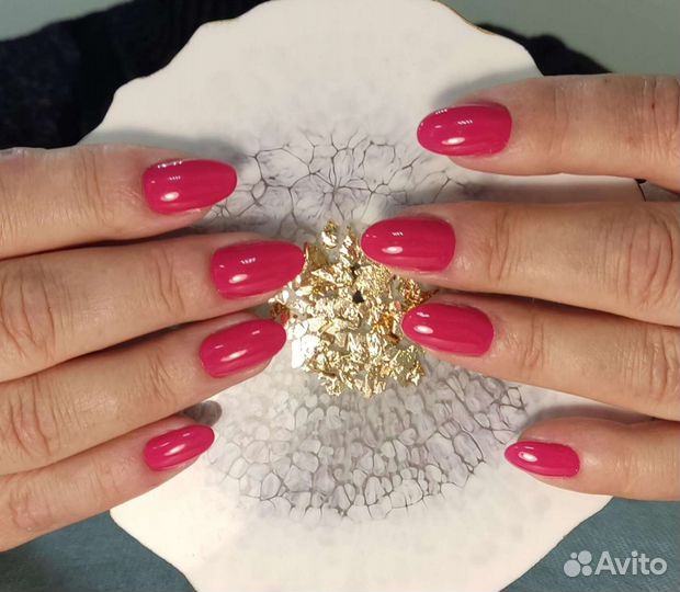 Маникюр и педикюр