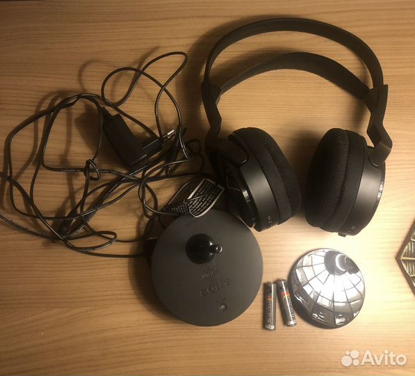 Наушники Sony MDR-RF811R