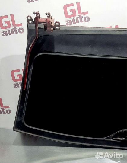 Стекло крышки багажника VW Touareg 1