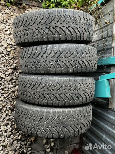 Nokian Tyres Nordman 4 185/65 R15 88T