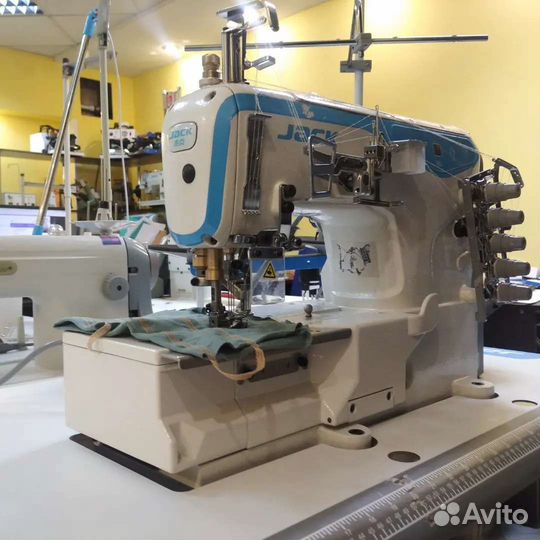 Плоскошовная машина Jack W4 (выставочный образец)