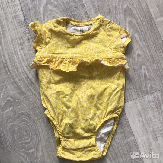 Жёлтый боди Hm для девочки