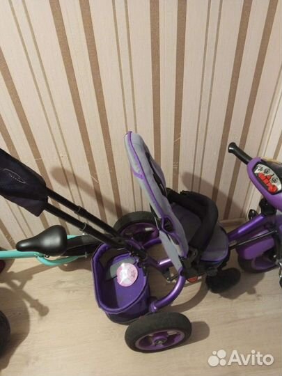 Детский трехколесный велосипед с ручкой