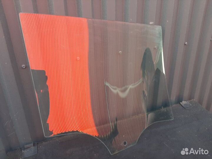 Стекло двери заднее левое Bmw 3-Series F31 2.0