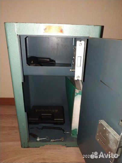 Оружейный сейф бу