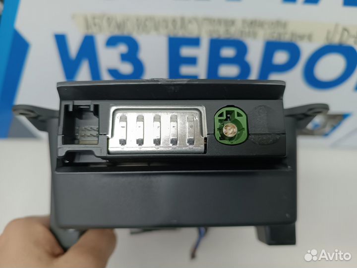 Полка консоли для Audi A5 USB/AUX/батарея