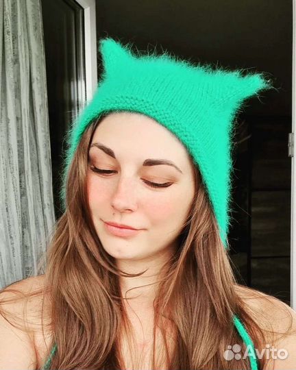 Чепчик вязанный с рожками пушистый пух норки