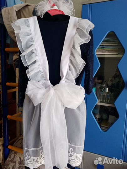 Белый школьный фартук