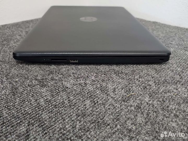 Ноутбук HP 17