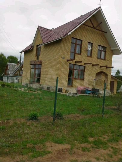 Дом 200 м² на участке 30 сот.