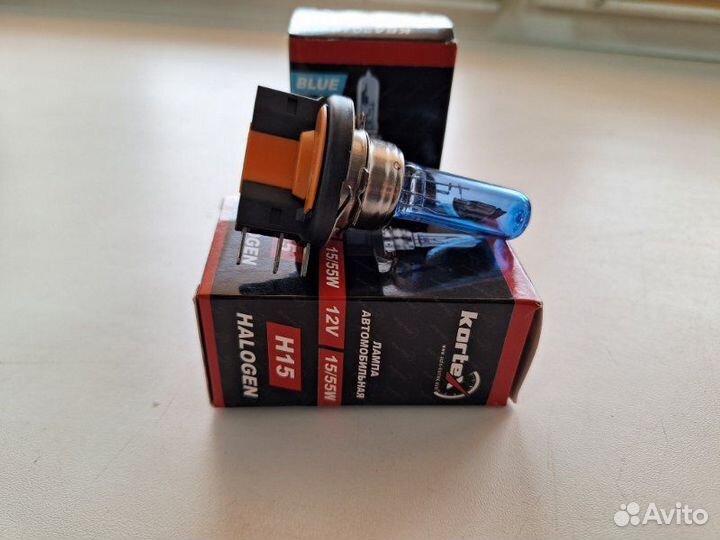 Лампа фары Skoda Rapid NH3