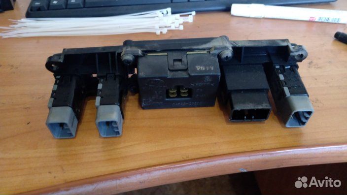 Блок кнопок Hyundai Santa Fe (SM) 2000-2012