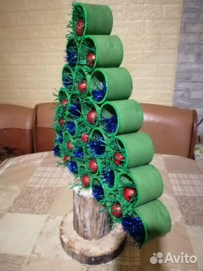 Новогодняя поделка ель из втулок