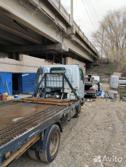 Nissan Cabstar, 2005