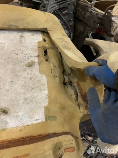 Губка Передней правой сидении Тойота Ланд Круизер