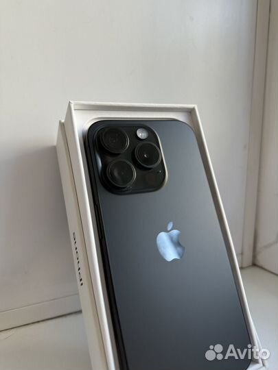 iPhone 15 Pro, 512 ГБ