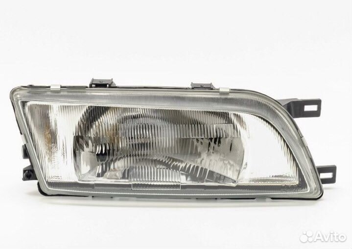 Фара правая Nissan Pulsar N15