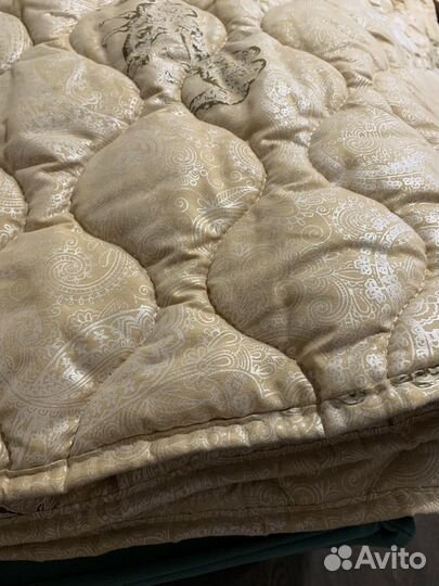 Одеяло облегченное 200*220 новое верблюдья шерсть