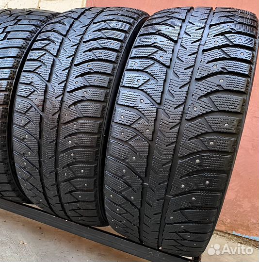 Bridgestone Ice Cruiser 7000 275/40 R20