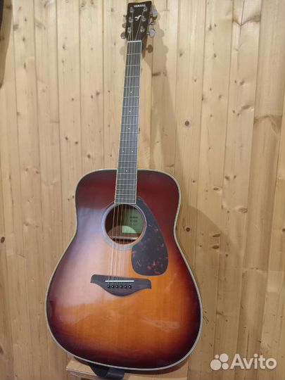 Акустическая гитара yamaha FG820