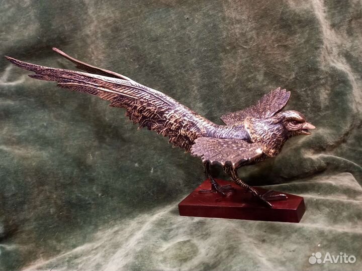 Старинная бронзовая статуэтка фазан. Австрия