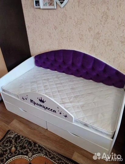 Детская кровать с каретной стяжкой