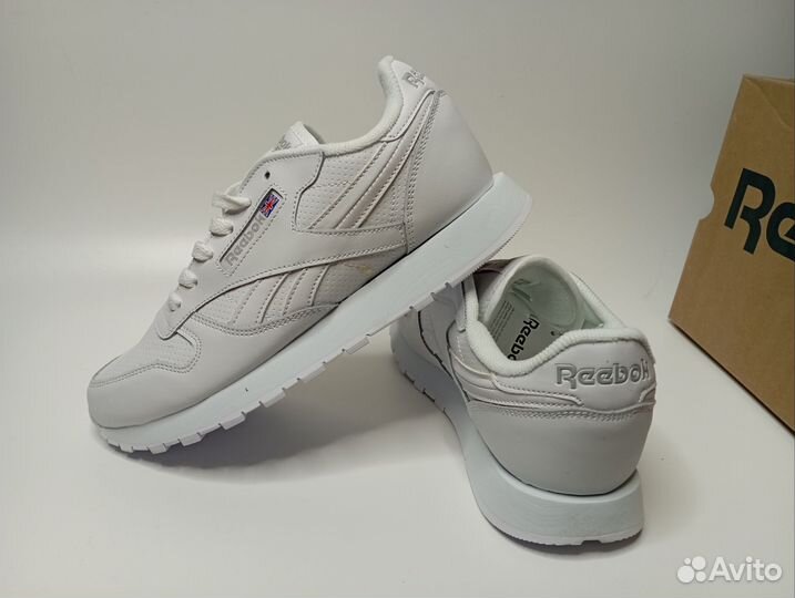 Кроссовки Reebok женские