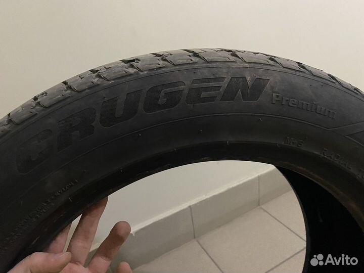 Kumho Crugen Premium KL33 235/55 R19