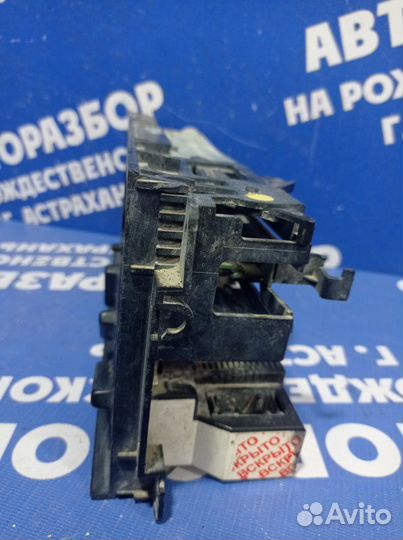 Блок управления печкой Bmw E34 седан 1992