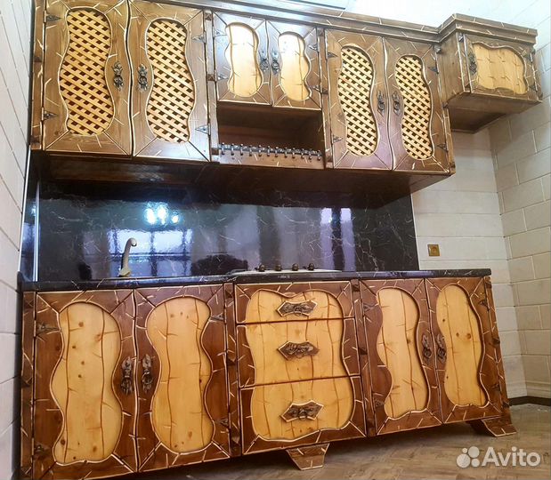 Кухонные гарнитуры