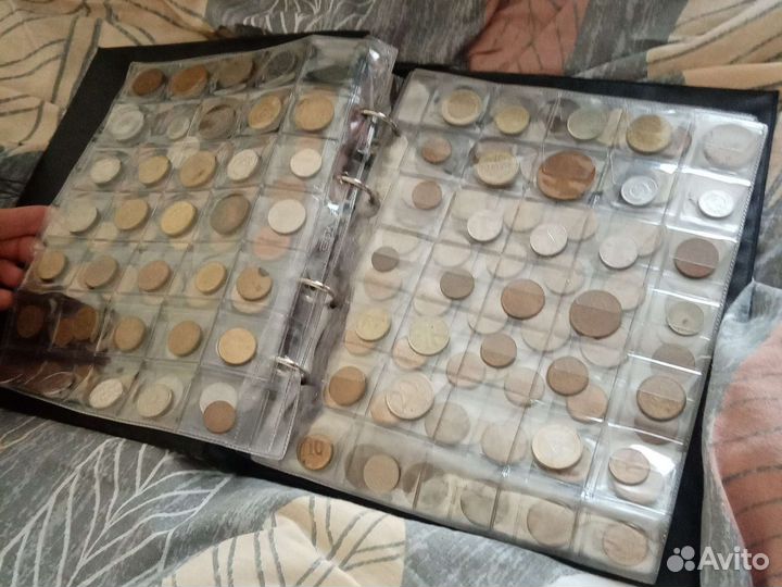 Альбом с монетами