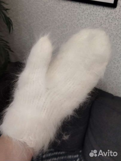 Варежки зимние женские