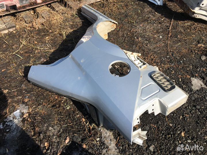 Крыло заднее правое Ford Mondeo 3 седан