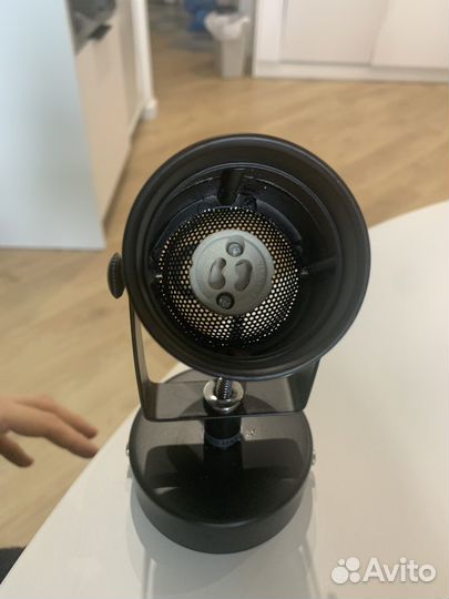 Поворотный спот