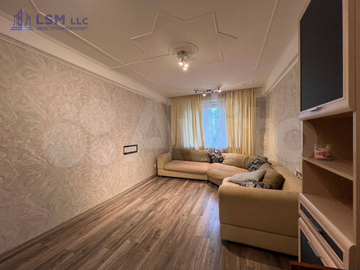 4-к. квартира, 89 м², 3/10 эт.